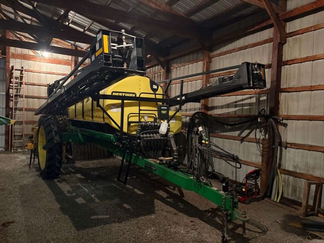 Image of Bestway Field Pro IV 1600 equipment image 1