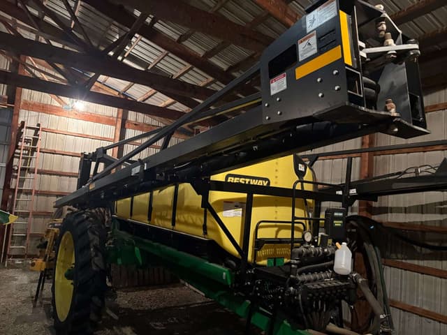 Image of Bestway Field Pro IV 1600 equipment image 3