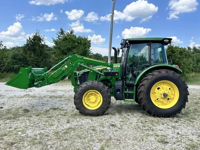 Image of John Deere 5120M equipment image 1