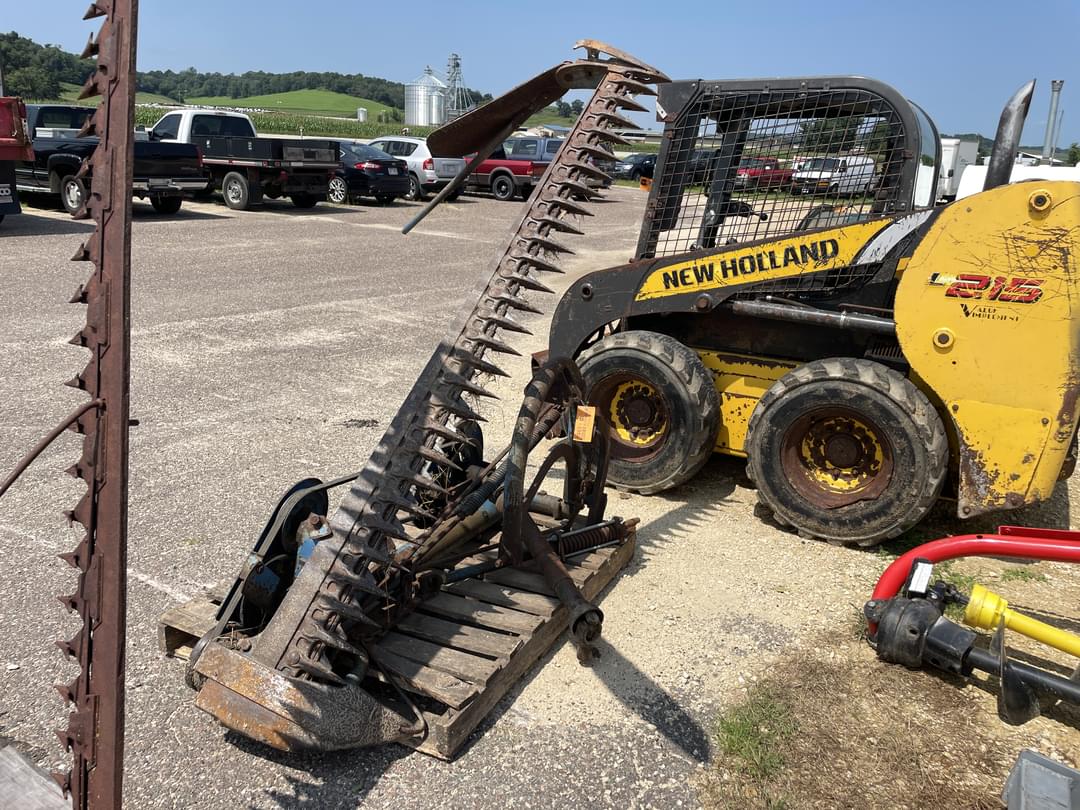 Image of New Holland L215 Primary image
