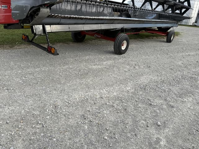 Image of E-Z Trail 880 equipment image 4