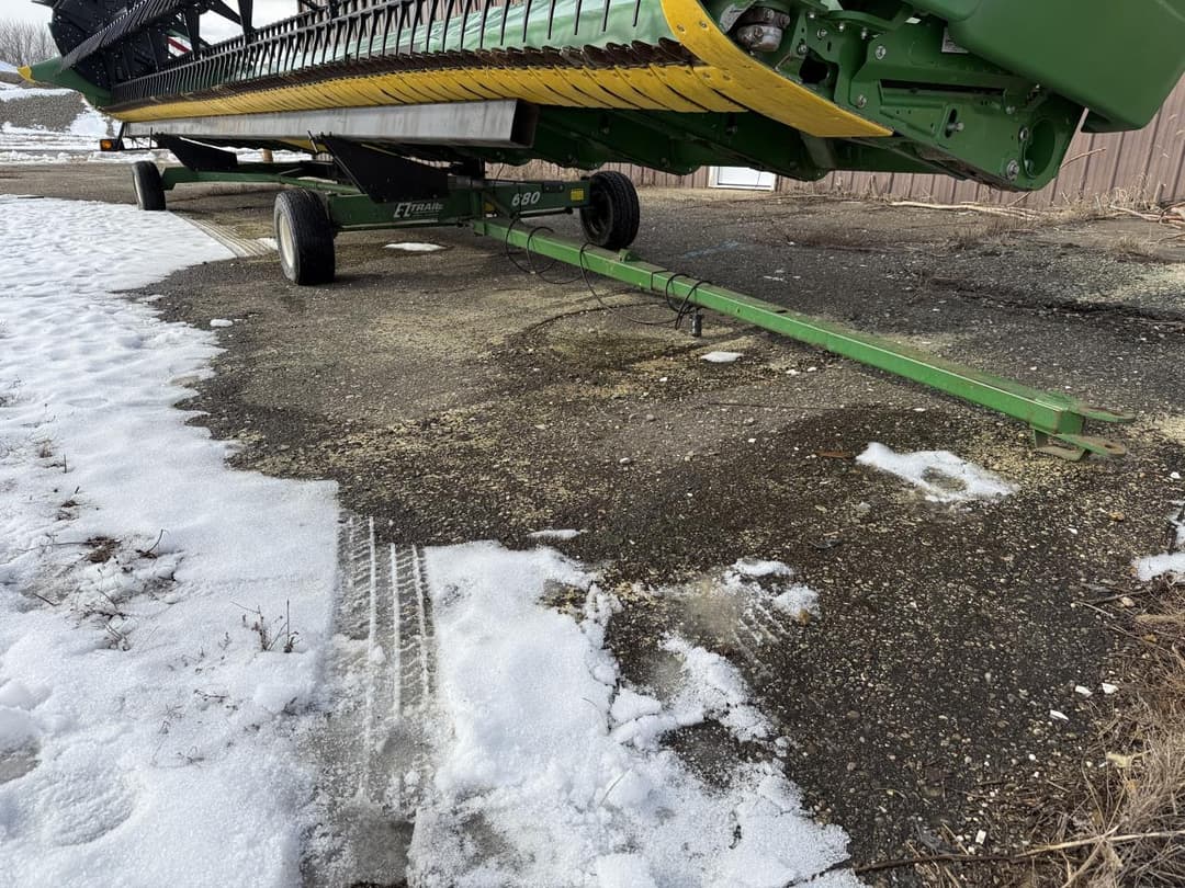 Image of E-Z Trail 680 Primary image