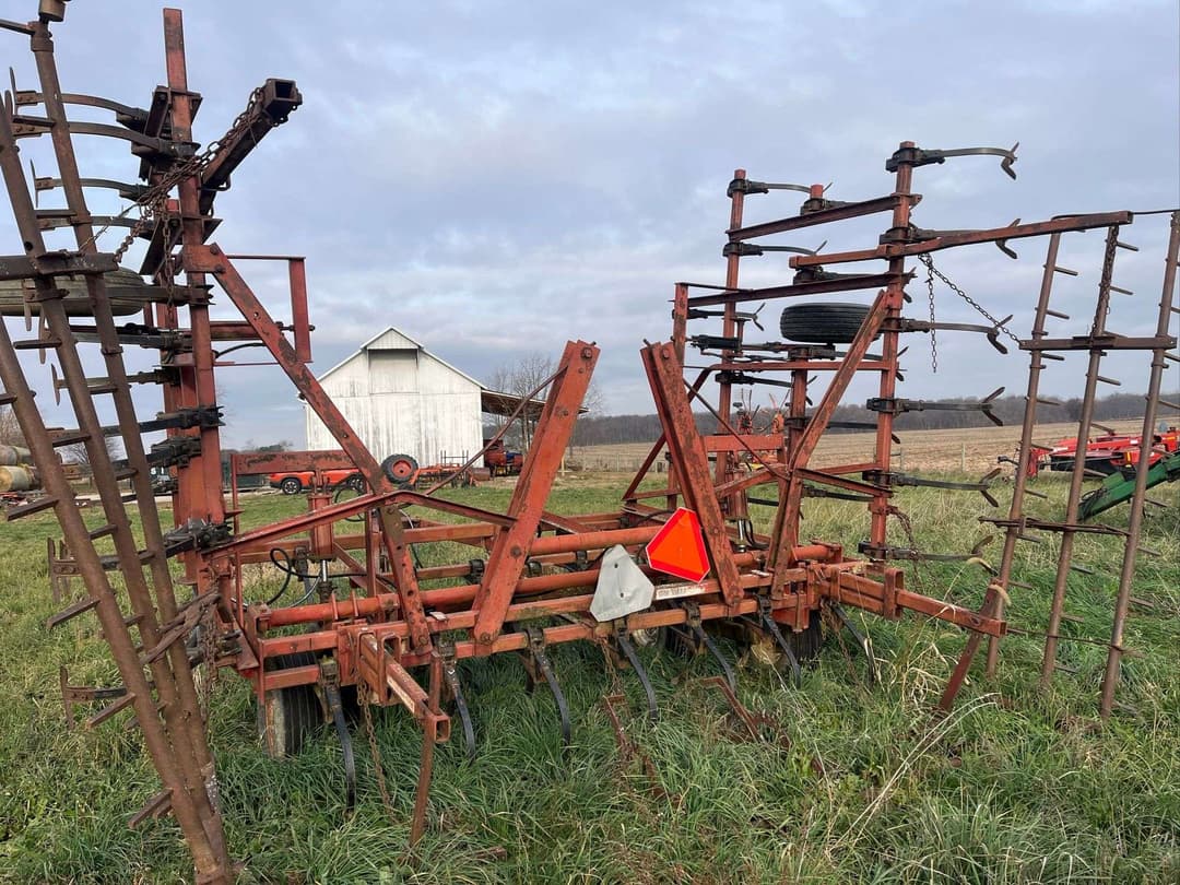 Image of International Harvester 45 Image 1