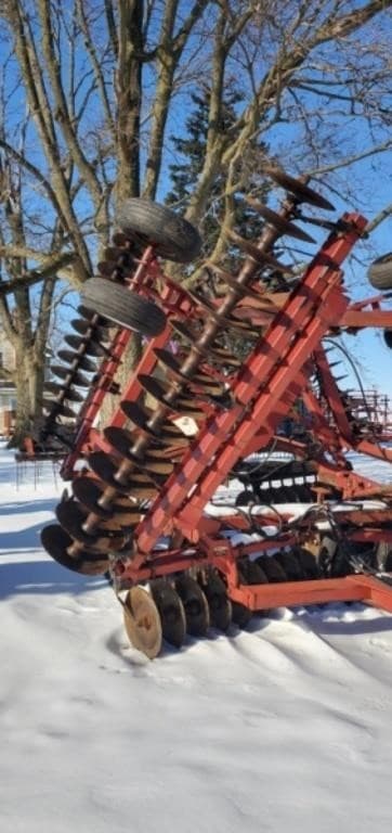 Image of International Harvester 496 equipment image 3