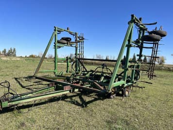 Main image John Deere 1610