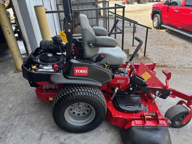 Image of Toro 3000 equipment image 1
