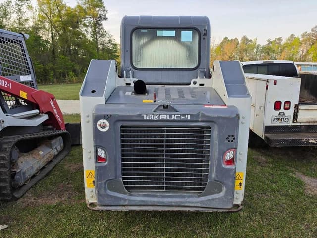 Image of Takeuchi TL8R2 equipment image 2