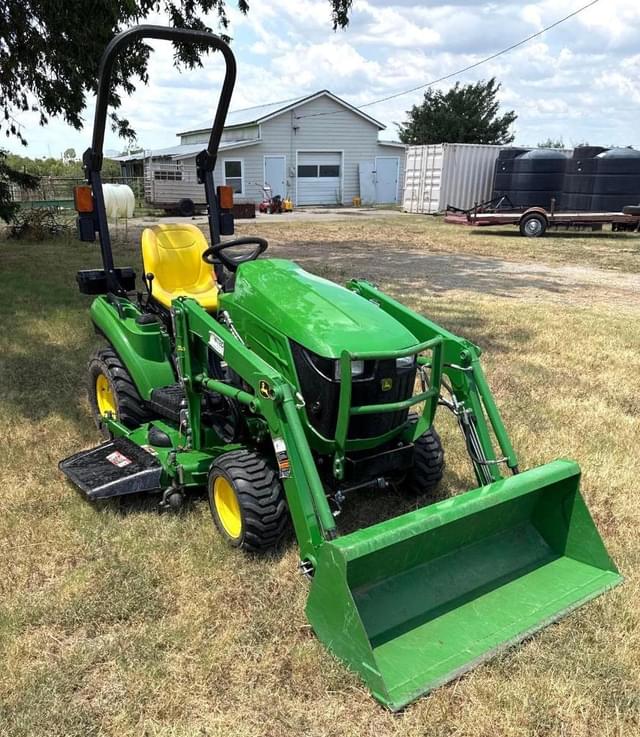 Image of John Deere 1023E equipment image 1