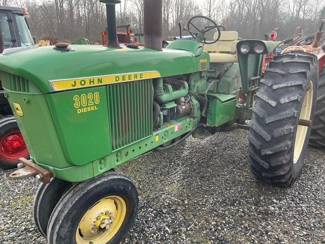 Image of John Deere 3020 equipment image 3