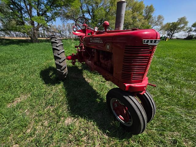 Image of Farmall H equipment image 4