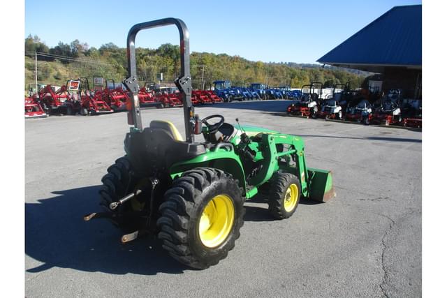 Image of John Deere 3025E equipment image 1