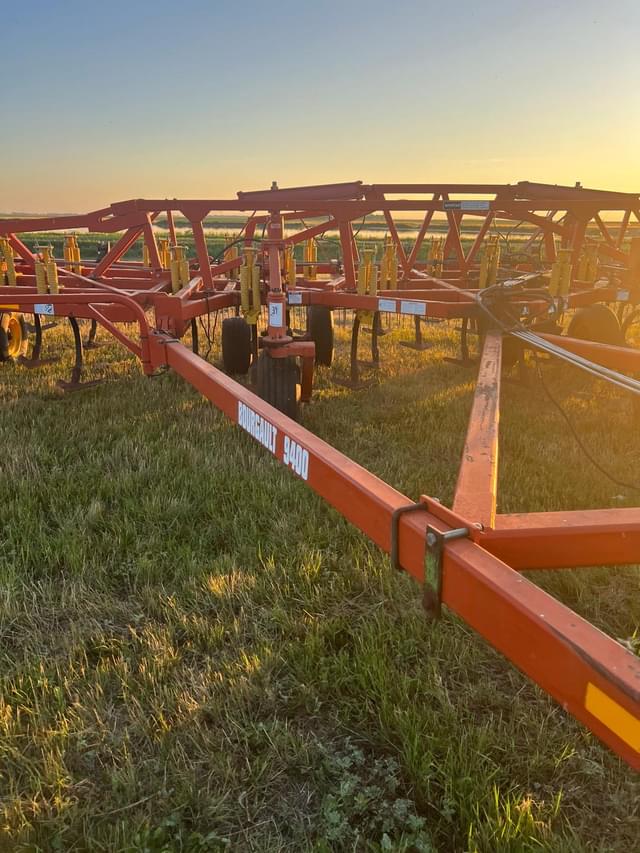 Image of Bourgault 9400 equipment image 4