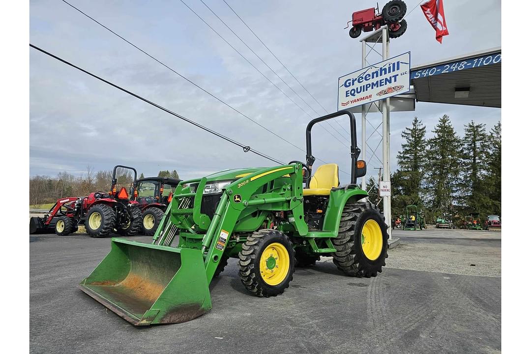 Image of John Deere 3033R Primary image