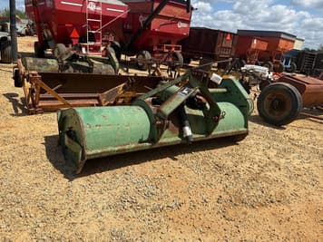 Main image John Deere 370