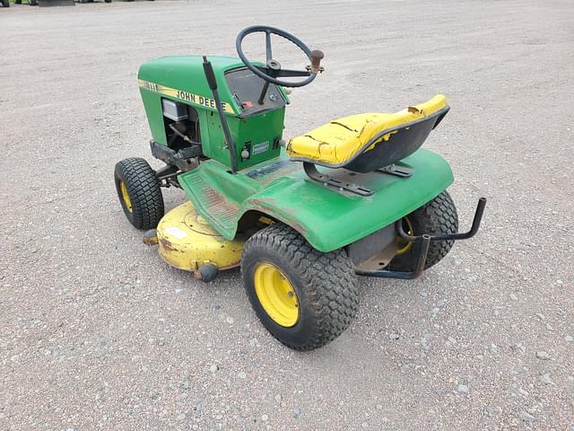 Image of John Deere 111 equipment image 3