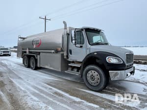 2007 Freightliner Business Class M2 Image