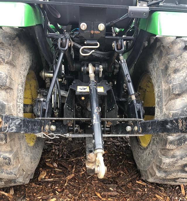 Image of John Deere 2520 equipment image 4