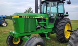 John Deere 4440 Image