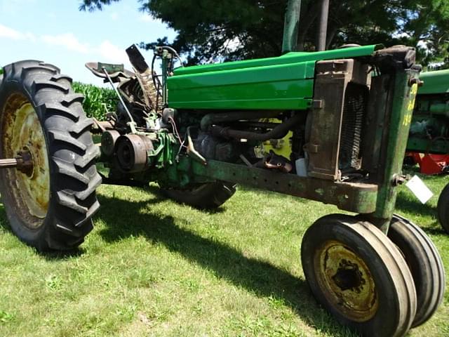 Image of John Deere B equipment image 3