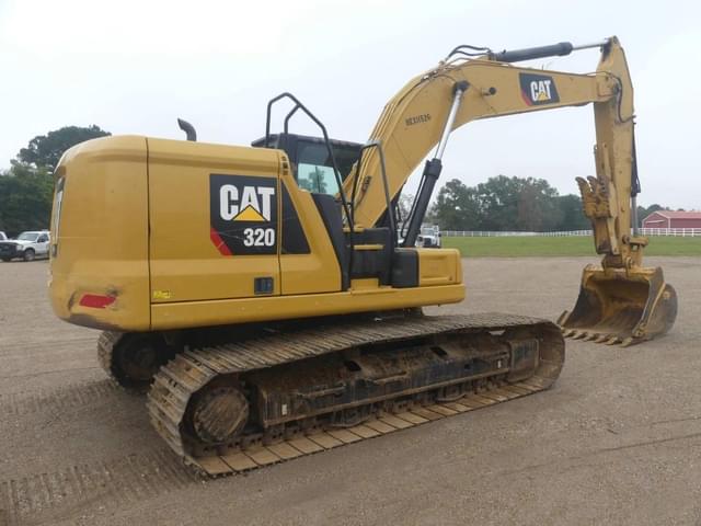 Image of Caterpillar 320 equipment image 2