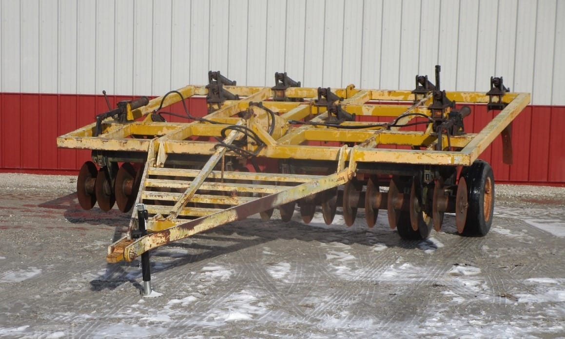 Landoll 1200 Equipment Image0