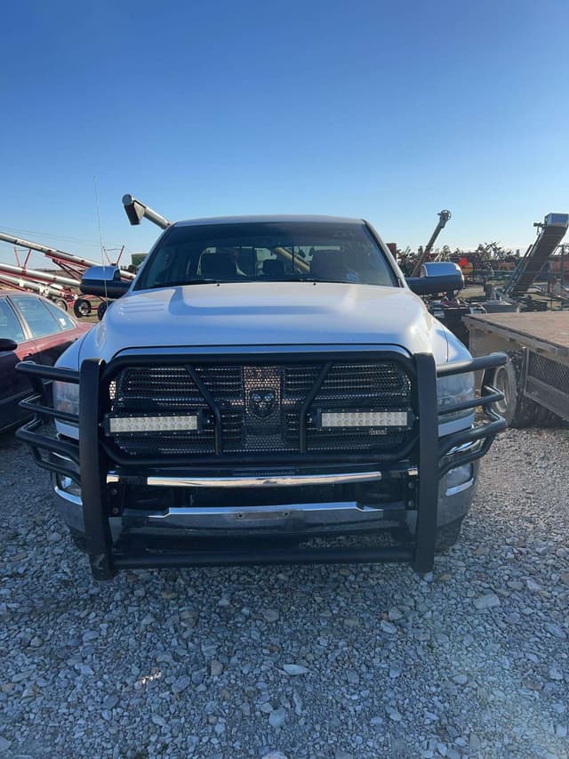 Image of Dodge Ram 2500 equipment image 1