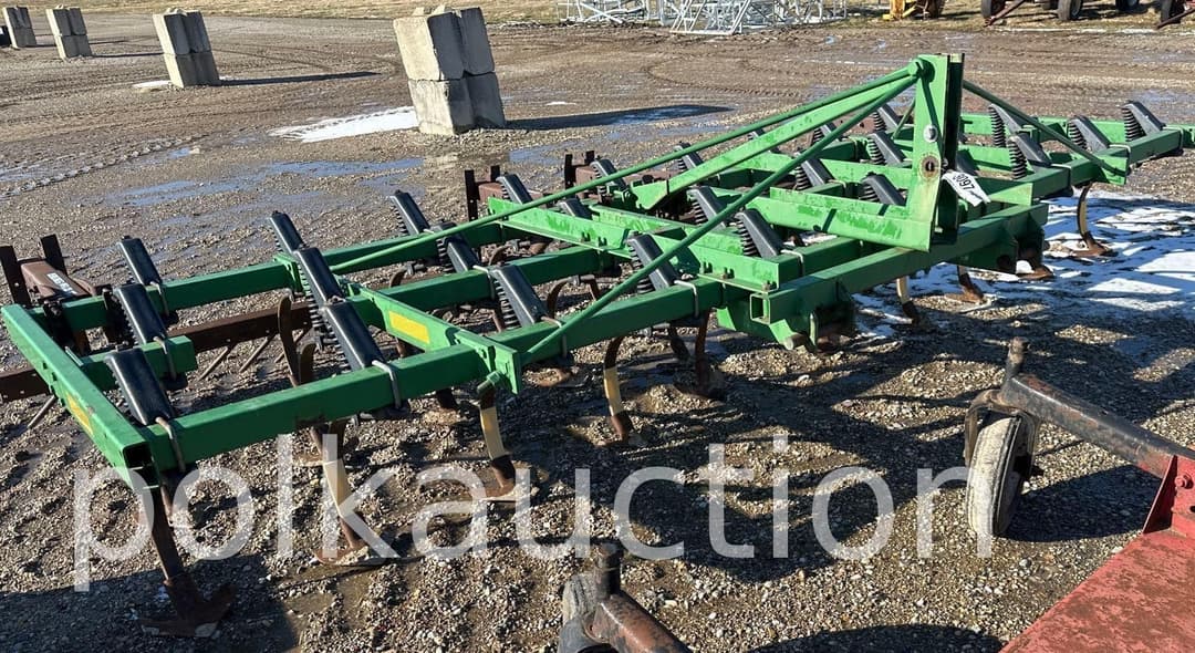 Image of John Deere 960 Primary image