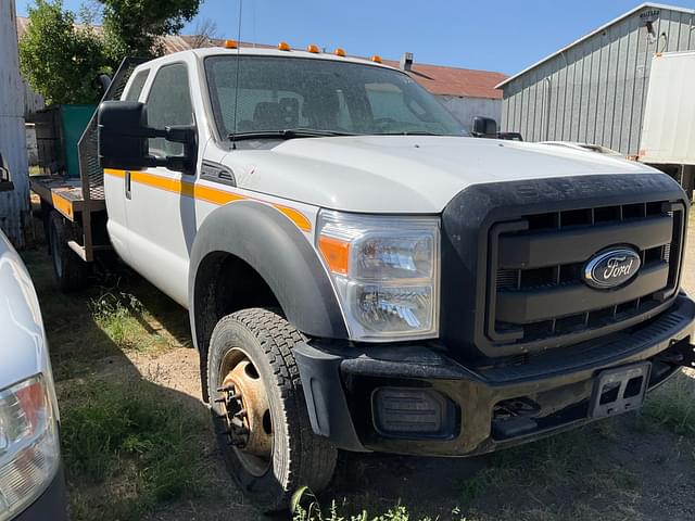 Image of Ford F-550 equipment image 2