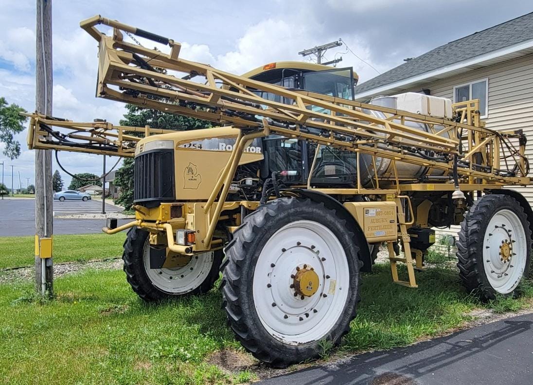 Main image Ag-Chem RoGator 1254