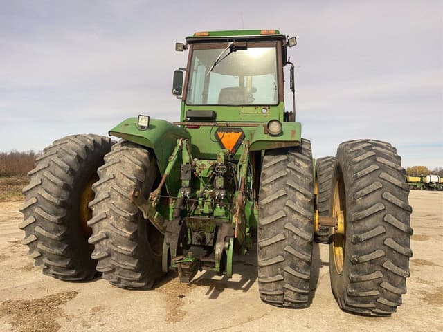 Image of John Deere 8640 equipment image 2