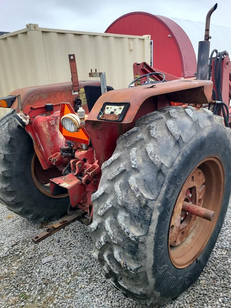 Main image International Harvester 684 4