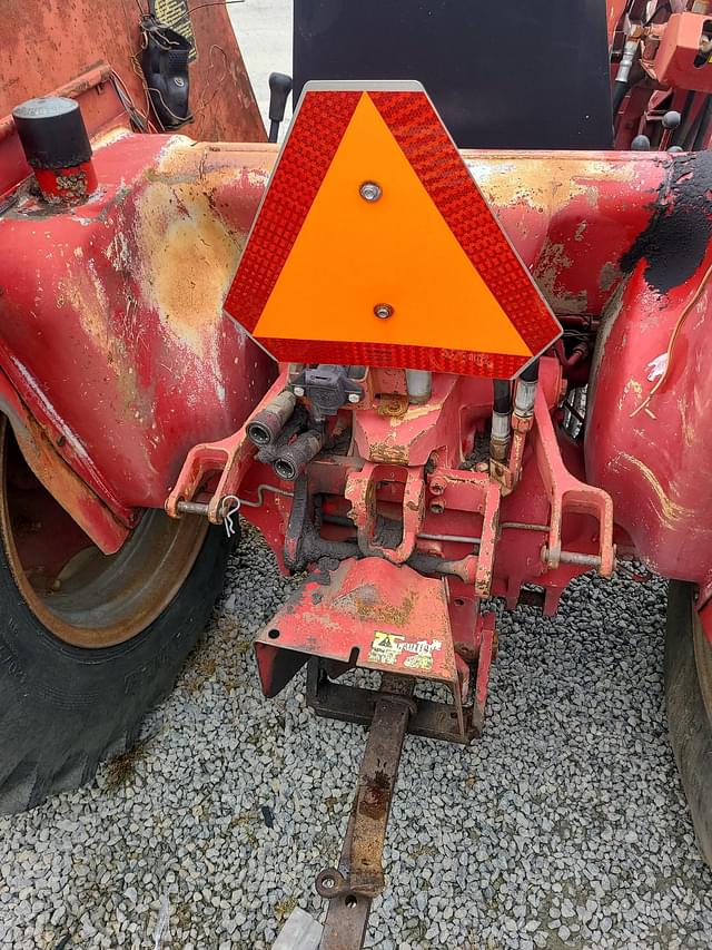 Thumbnail image International Harvester 684 6