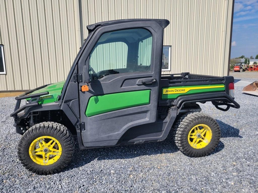 Image of John Deere XUV 835M Primary image