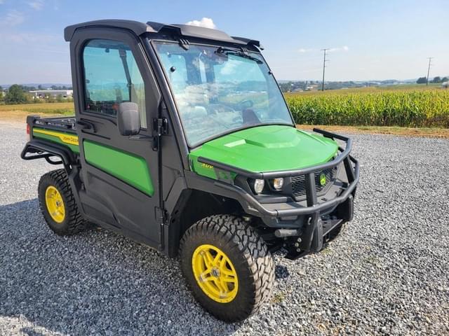 Image of John Deere XUV 835M equipment image 2