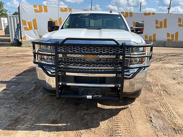 Image of Chevrolet Silverado equipment image 1