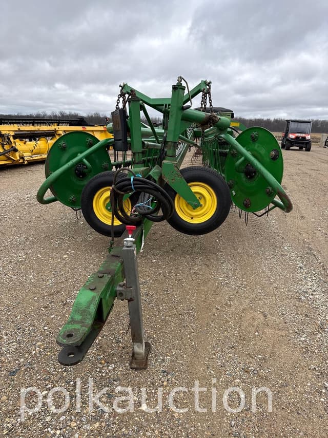 Image of John Deere 705 equipment image 2