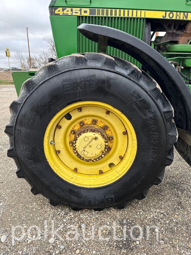 Image of John Deere 4450 equipment image 2