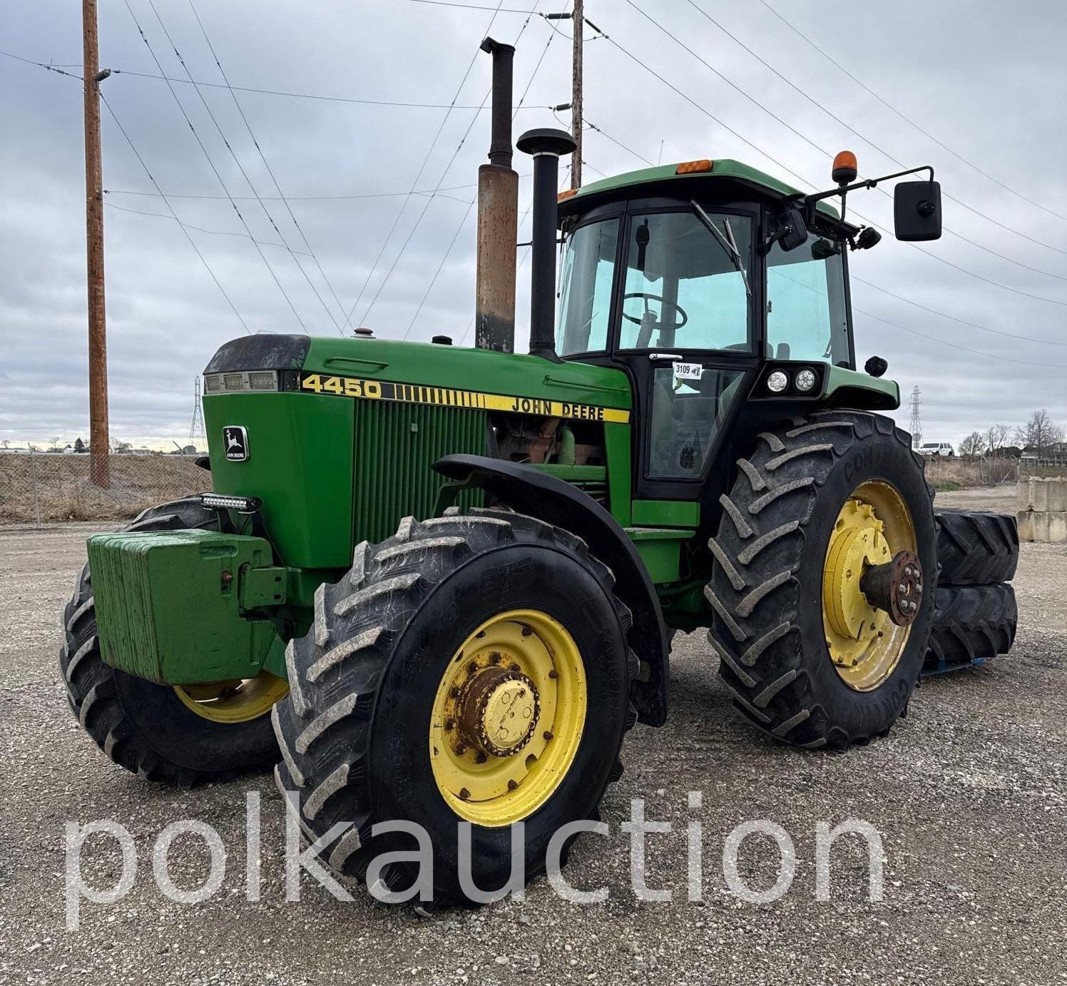 John Deere 4450 Equipment Image0