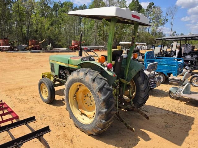 Image of John Deere 950 equipment image 1