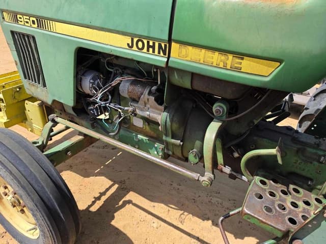 Image of John Deere 950 equipment image 4