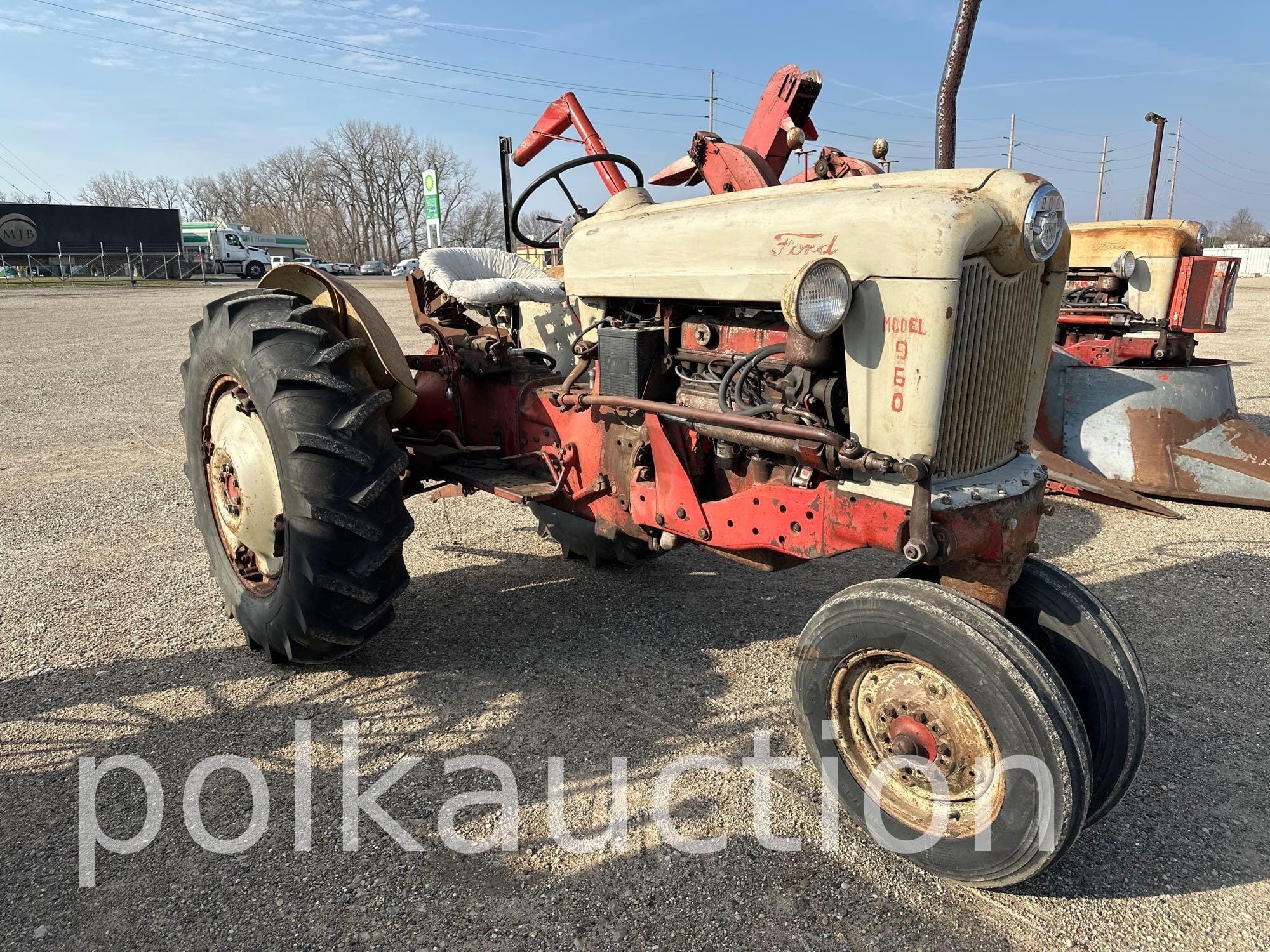 Ford 960 Equipment Image0