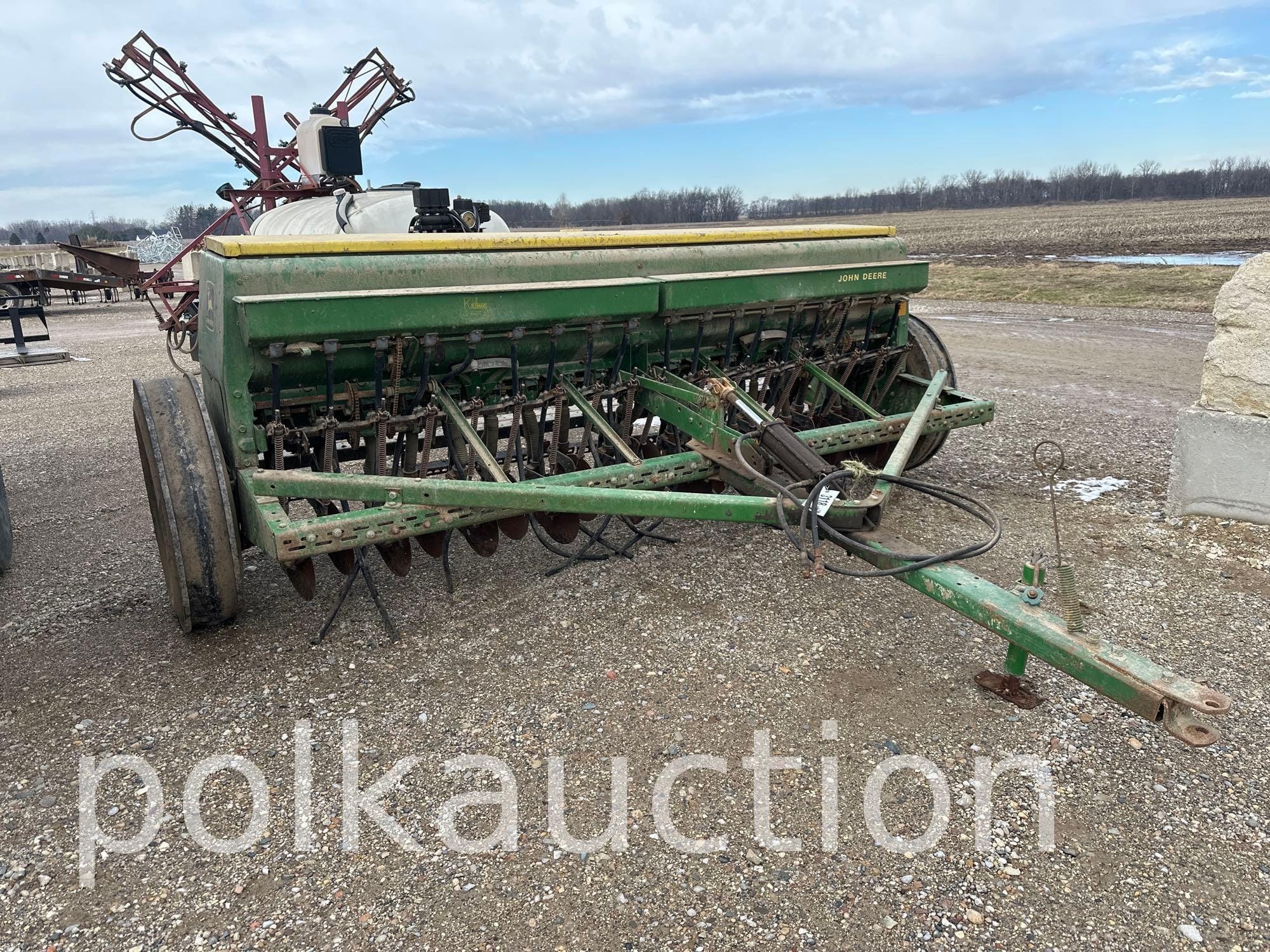 John Deere 8250 Equipment Image0