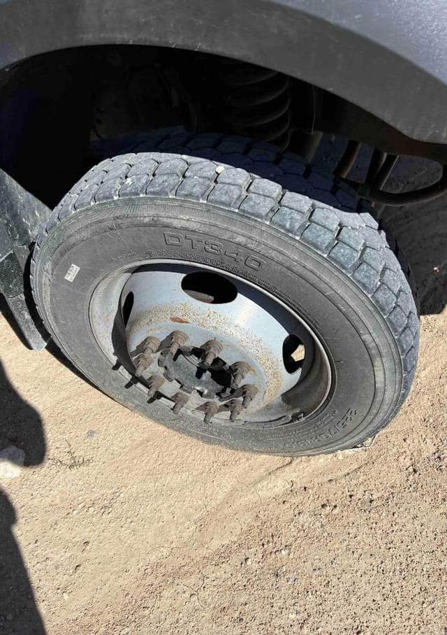 Image of Ford F-550 equipment image 1