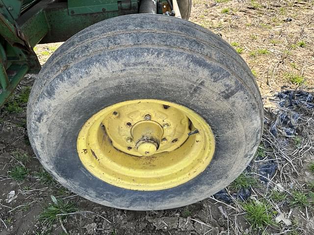 Thumbnail image John Deere 4400 10