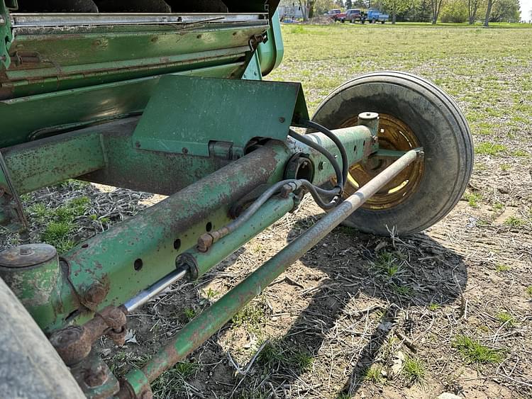 Main image John Deere 4400 11
