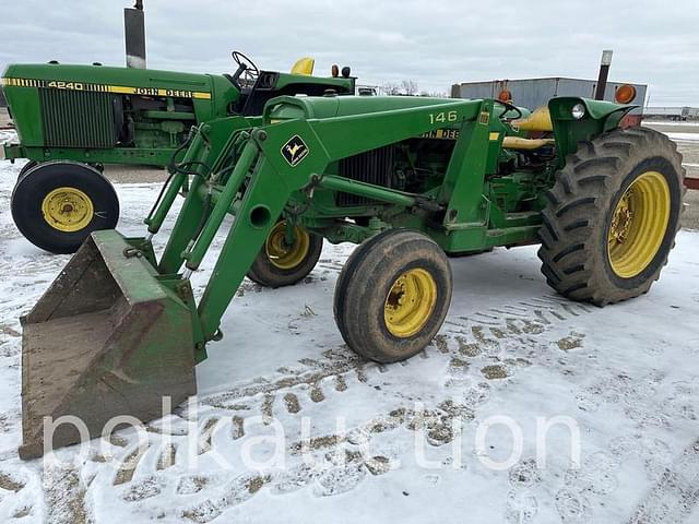 Image of John Deere 2640 equipment image 2