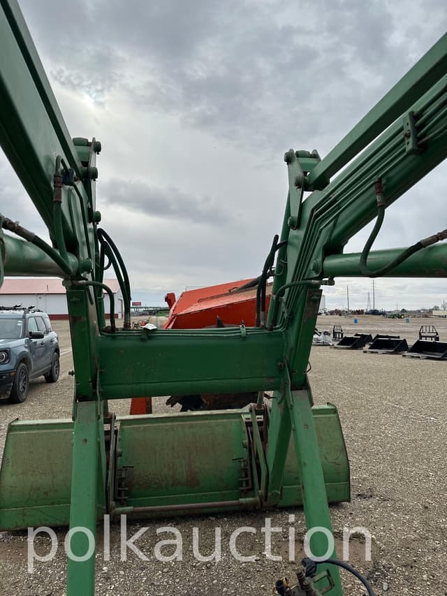 Image of John Deere 740 equipment image 4
