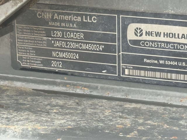 Image of New Holland L230 equipment image 4