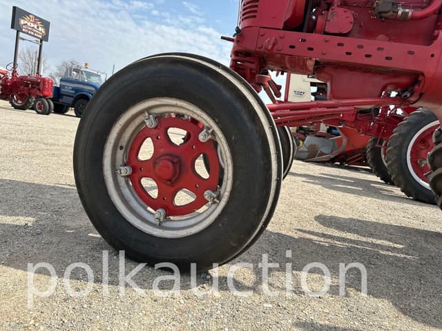 Image of Farmall MV equipment image 3