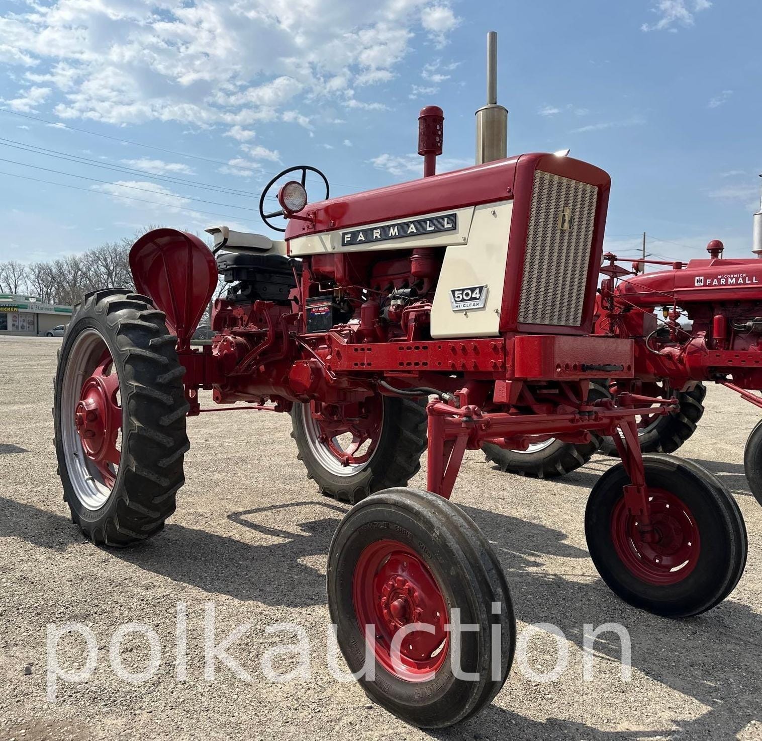 Farmall 504 Equipment Image0